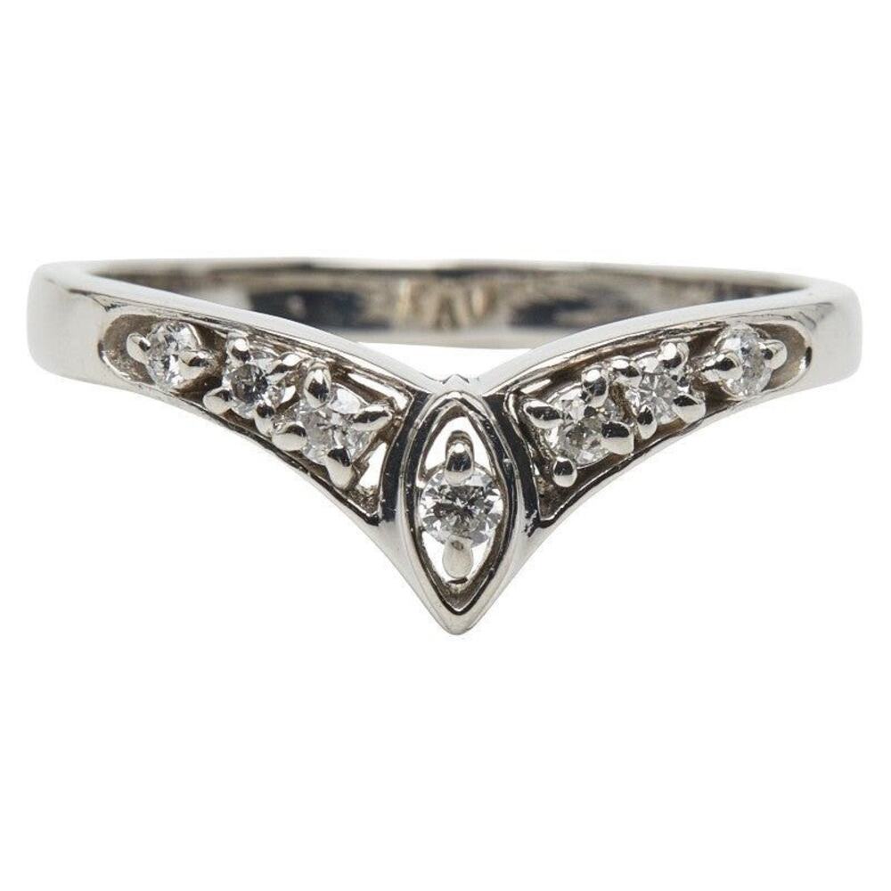 Unbranded V-Shaped Diamond Platinum 900 Ring Silver